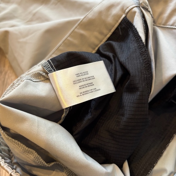 Banana Republic Light Gray Tech Pants - Picture 4 of 7